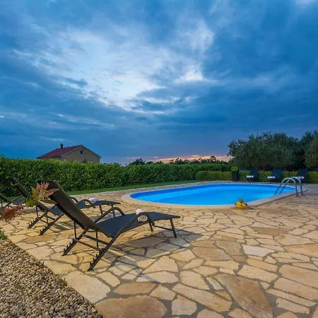 Holiday home Luxurious In *