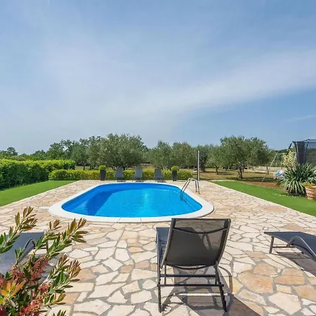 Holiday home Luxurious In *
