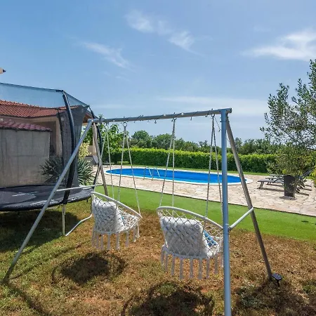 Holiday home Luxurious In *