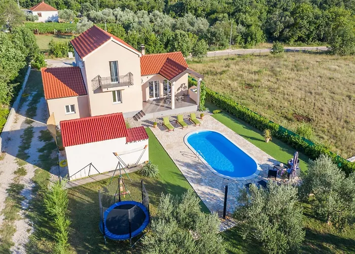 In With Private Pool *