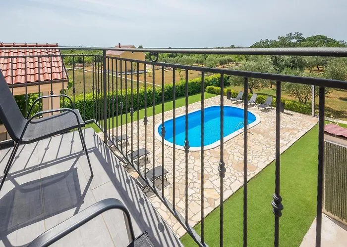 In With Private Pool *